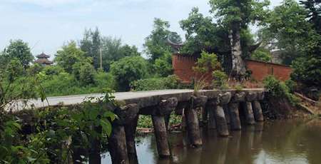 Beautiful ancient villages around Hanoi