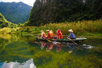 Which Boat Ride in Ninh Binh Is Best? Tam Coc, Trang An or Van Long Explained