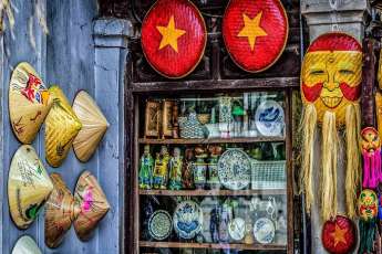 Exploring the souvenirs of Nha Trang