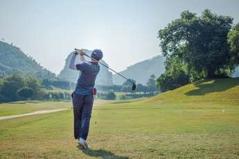 Golf in Vietnam: harmonious beauty of golf courses in Hoa Binh