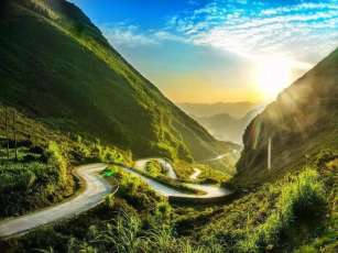 Where to See the Most Beautiful Sunrises in Vietnam?