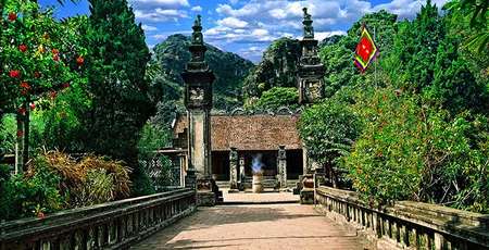 King Dinh and Le Temples in Ninh Binh