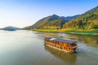 Discover the luxury cruises on the Mekong