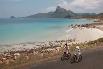 The 7 best road trips by bicycle and motorbike in Vietnam