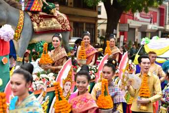 Learn about the Boun Pi Mai-Laos New Year