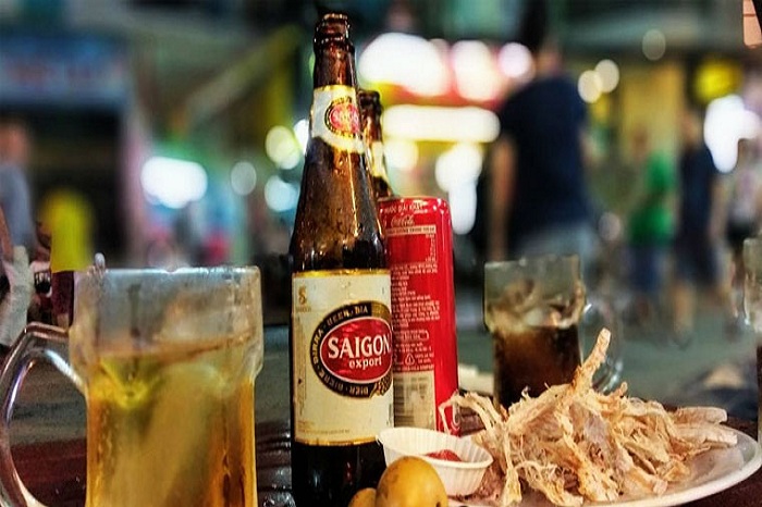 Bui Vien street, place to go out in the evening in Saigon