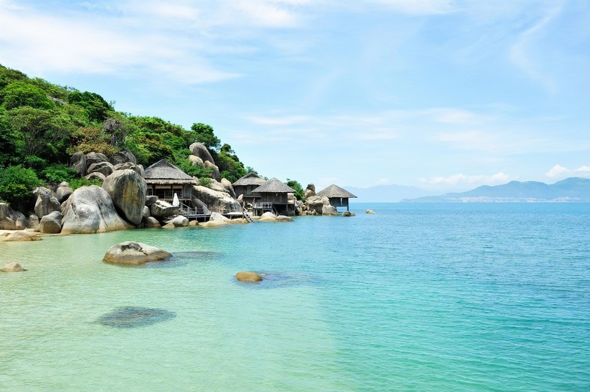 Ninh Van Bay in Nha Trang - Dazzling and poetic paradise