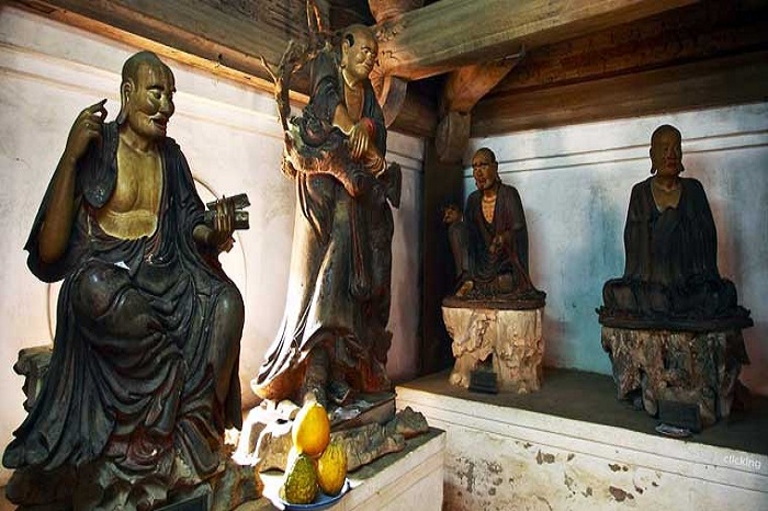 Tay Phuong Pagoda, an exceptional sculpture museum