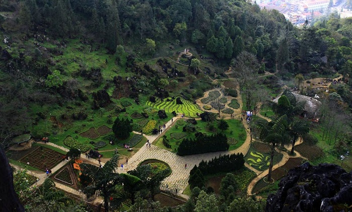 10 activities unmissable in Sapa ham rong mountain