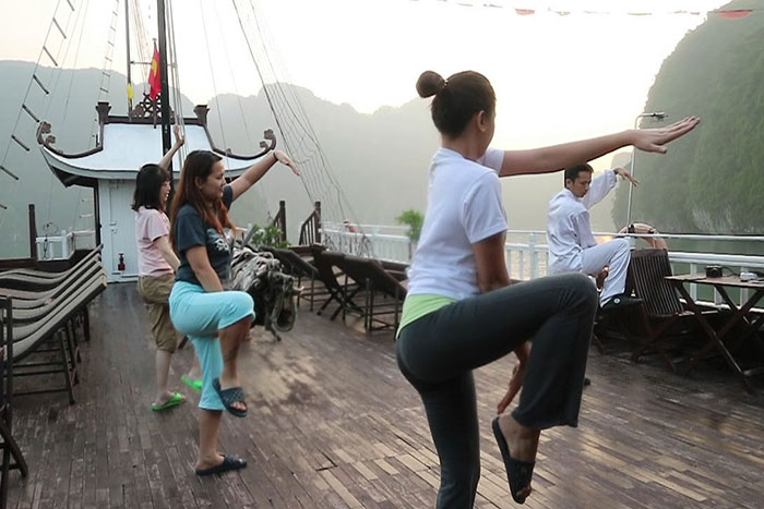 top 10 halong bay, 10 things to do halong bay, must see halong bay, taichi class