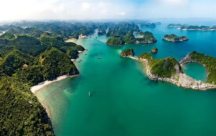 10 things to do in Cat Ba island lan ha bay