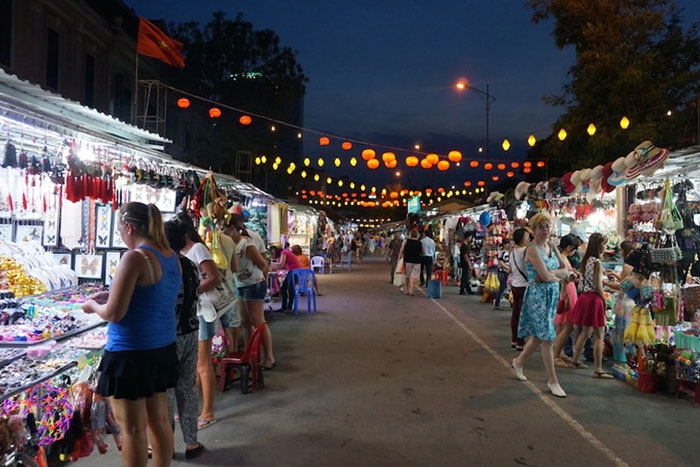 10 things to do in nha trang night market