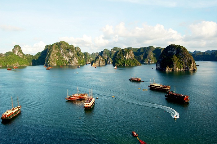 travel to Vietnam, local travel agency, Hue city, Hoi An, Phu Quoc island, Halong Bay, northern Vietnam, Tet festival