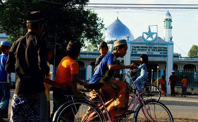 3 best tours in mekong Chau Giang