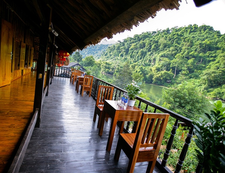 3 day trip in ba be lake homestay