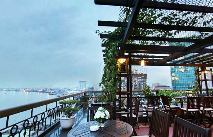 3 historic hotels in Saigon The majestic Saigon