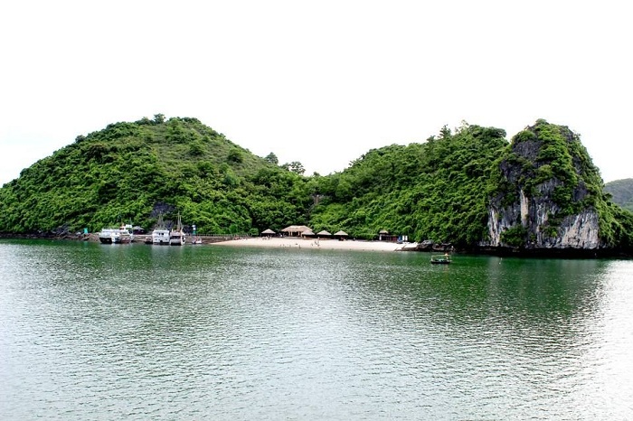 7 most beautiful islands ha long soi sim