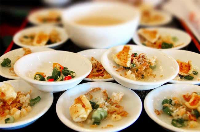 7-famous-foods-in-hue-banh-beo