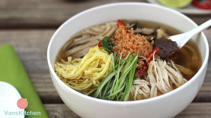 Bun thang culinary speciality of Hanoi final