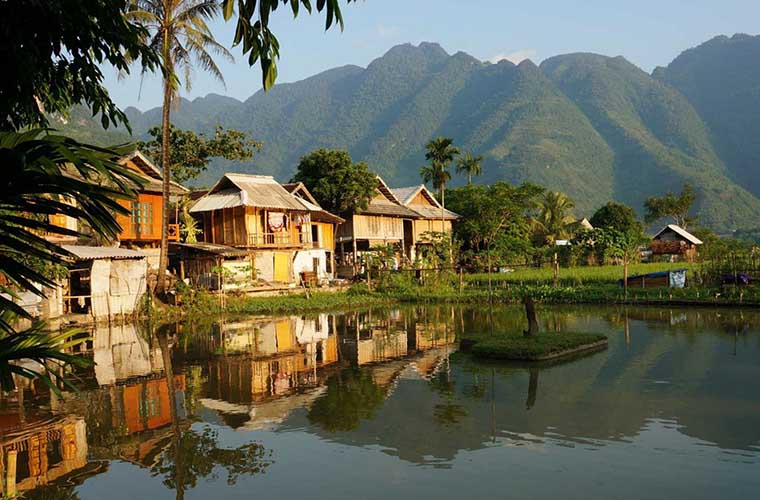 Mai Chau bamboo house