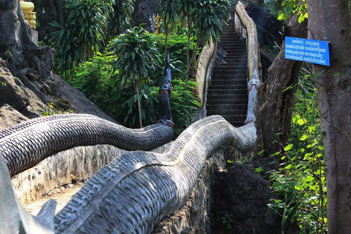 Phousi Mountain, what to see Phousi Mountain, Luang Prabang City