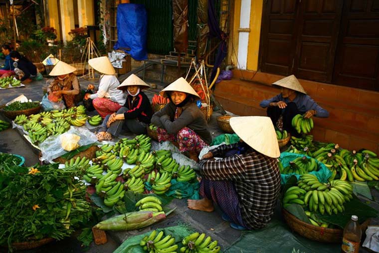 The beauty of Vietnamese conical hat 