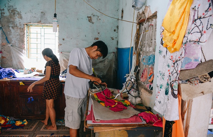 ao dai vietnamese of trach xa man tailor