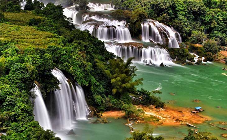 ban gioc waterfall from the above