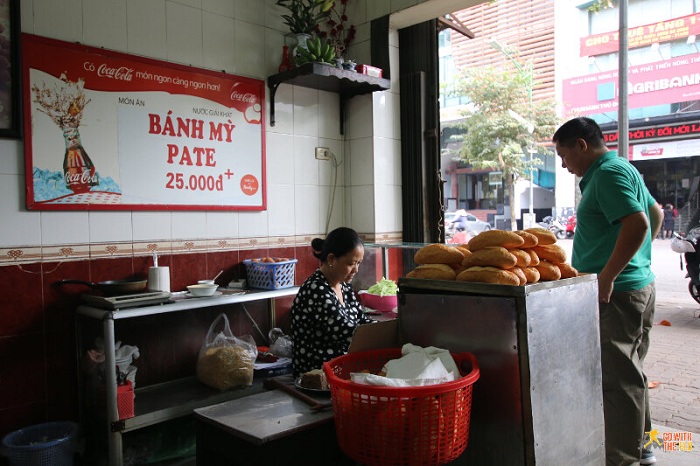 banh mi hanoi vietnamese sandwich