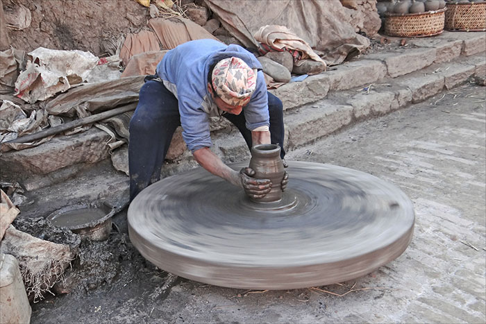 bat trang village hanoi artist