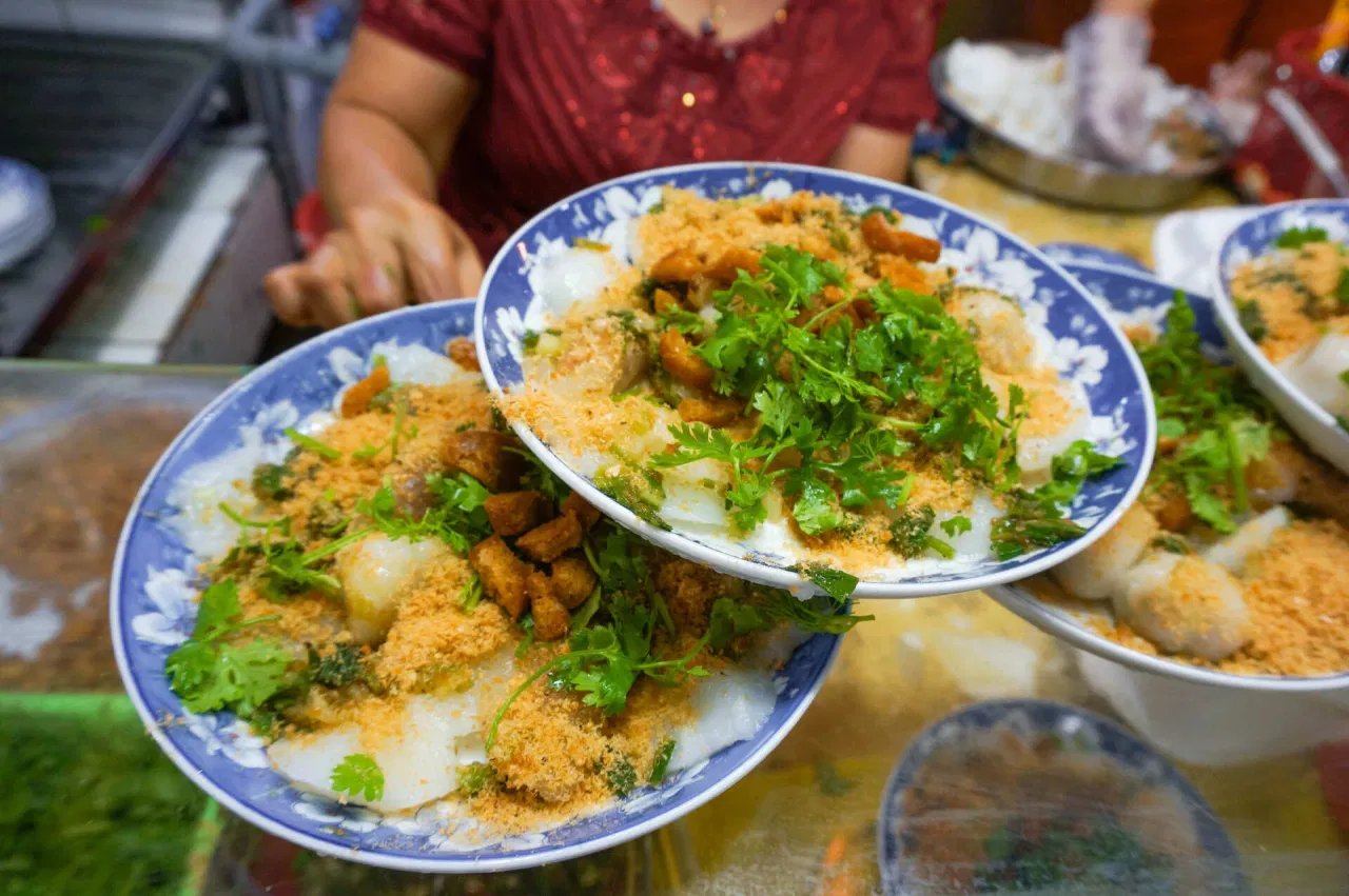 The Ben Thanh Market in Ho Chi Minh City isn't just a place for souvenirs, but also for good eat