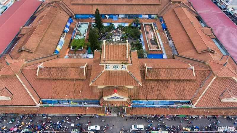 Binh Tay Market is located in District 6, Ho Chi Minh City. Photo: Dan Tri