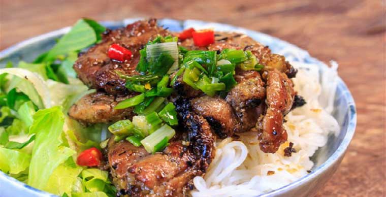 bun-thit-nuong-must-try-food-vietnam-saigon