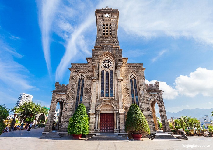 Nha Trang stone cathedral, French architecture, Nui church