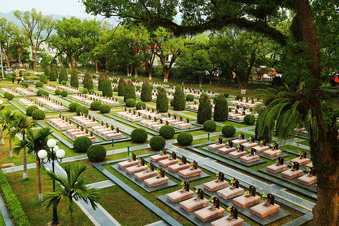 cemetery dien bien phu