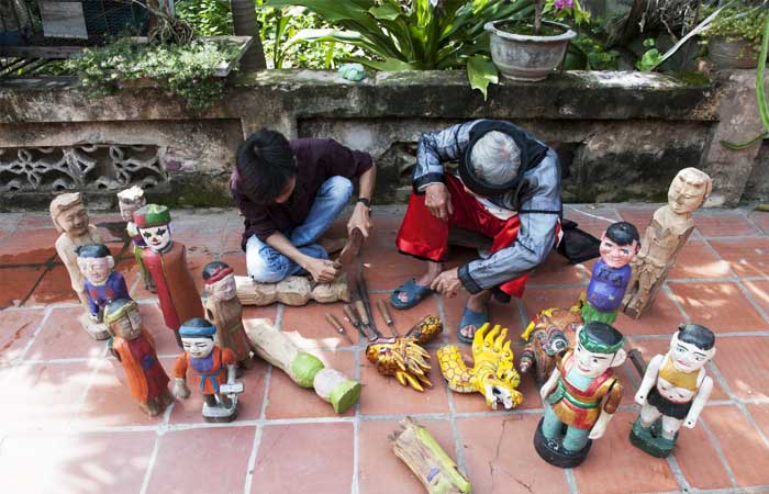 craft village in hanoi water puppet