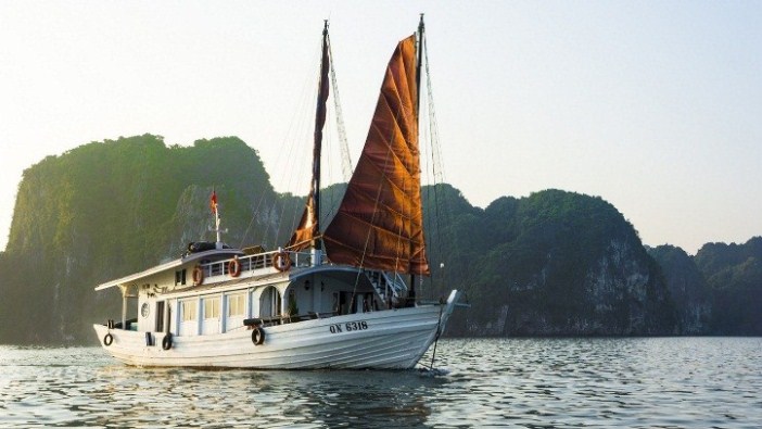 cruise bhaya legend halong bay halong sea trip halong boat trip halong cruise