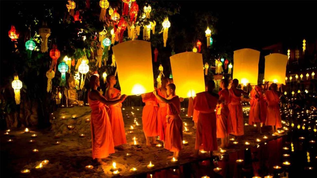 Laos, travel, land of a million elephants, nightlife, temples, Buddhism, Luang Prabang