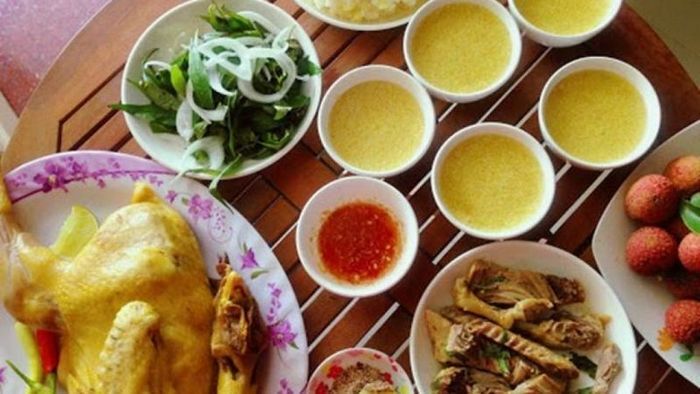 Duck meat and Che Ke are must-have in Central Vietnam's offerings for Doan Ngo