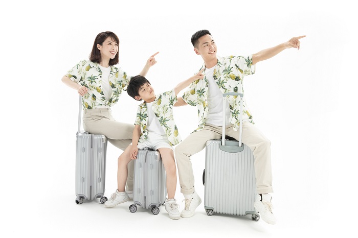 family travel trips, vietnam travel trip, tips family trip, tips vietnamese trip, vacation with loved ones, travel with family, travel luggage