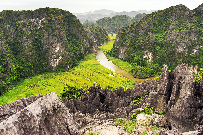 vietnam famous mountains, vietnam famous hills, vietnam trekking, vietnam hiking, hang mua