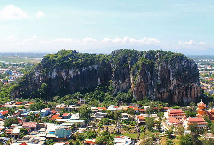vietnam famous mountains, vietnam famous hills, vietnam trekking, vietnam hiking, marble mountains, ngu hanh son