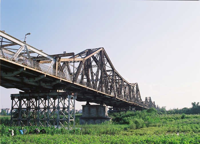 french architecture long bien bridge