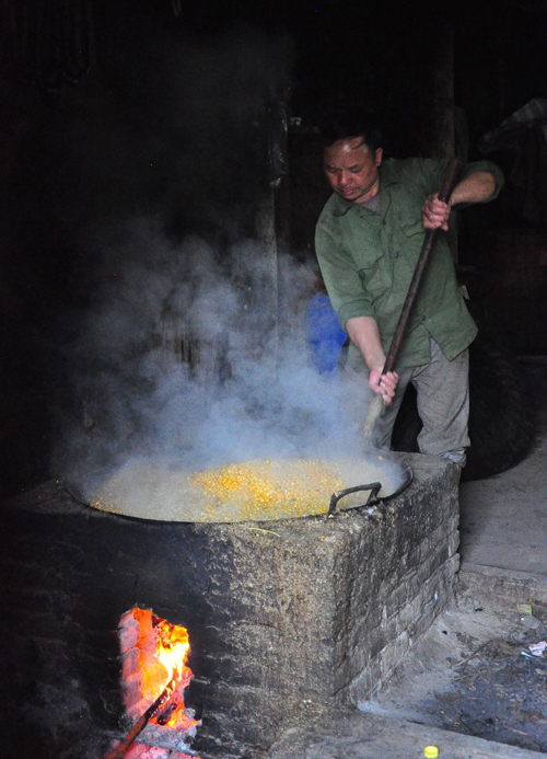 ha giang thien huong village corn wine