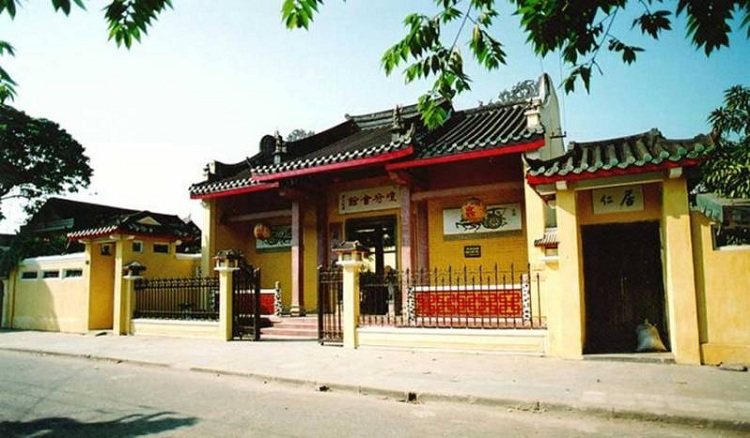 hainan assembly hall in hoi an