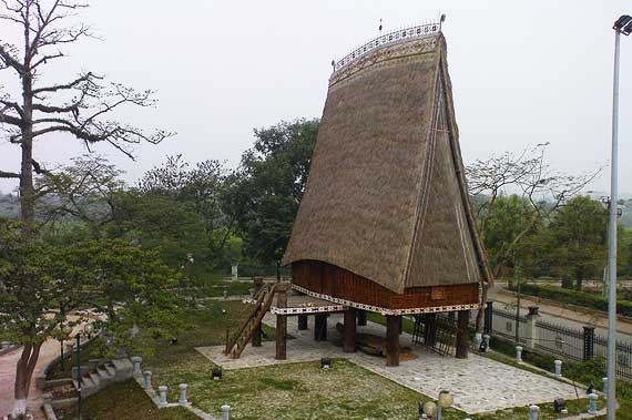 hanoi ethnography museum rong house