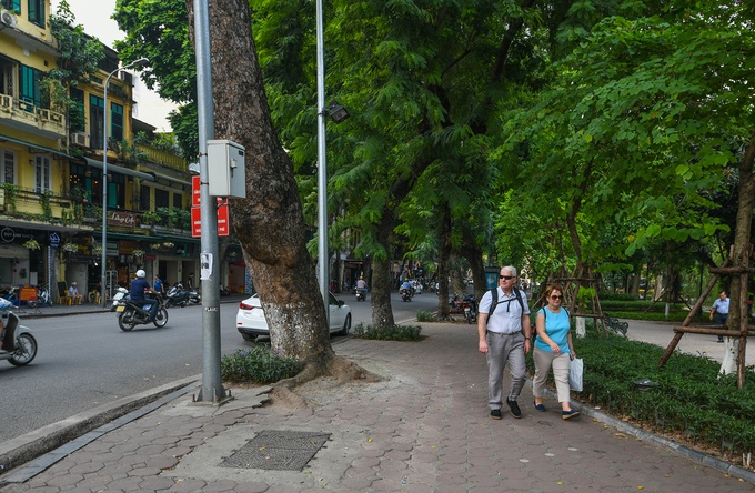 hanoi old quarter past and present hang khay 2