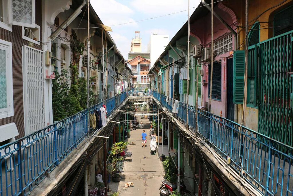 Hao Sy Phuong Alley in Cho Lon. Photo: Internet