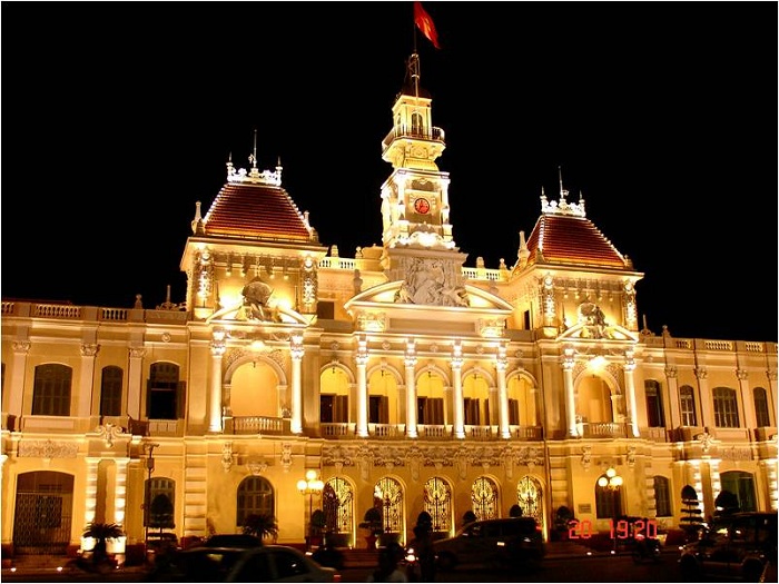 ho chi minh city hall evening