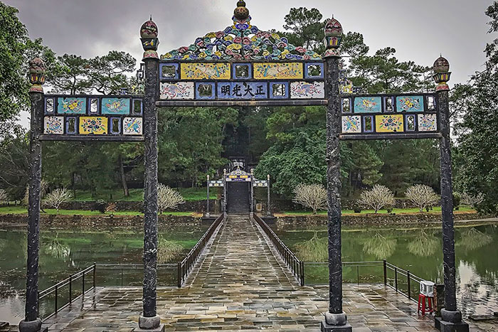 hue city minh mang royal tomb door of virtue